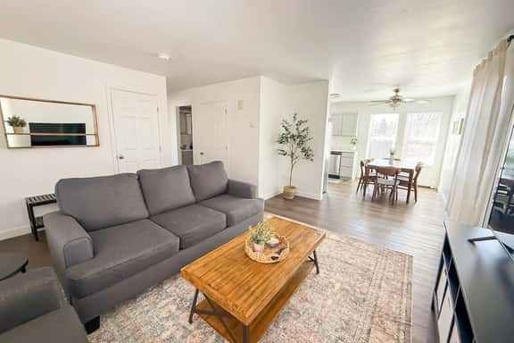 Littleton Haven – Modern 3BR Furnished Home - Image 1