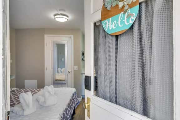 Micro Studio in Timeless Olde Town Arvada - Image 1