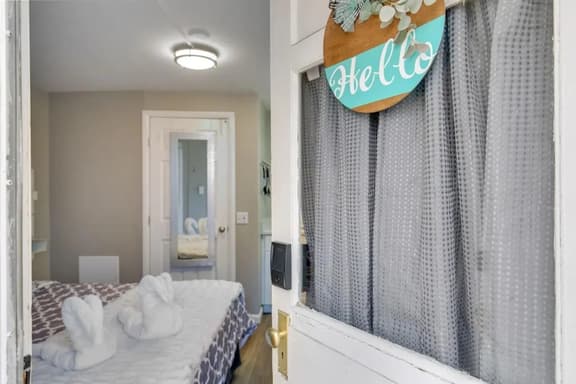 Micro Studio in Timeless Olde Town Arvada - Image 1
